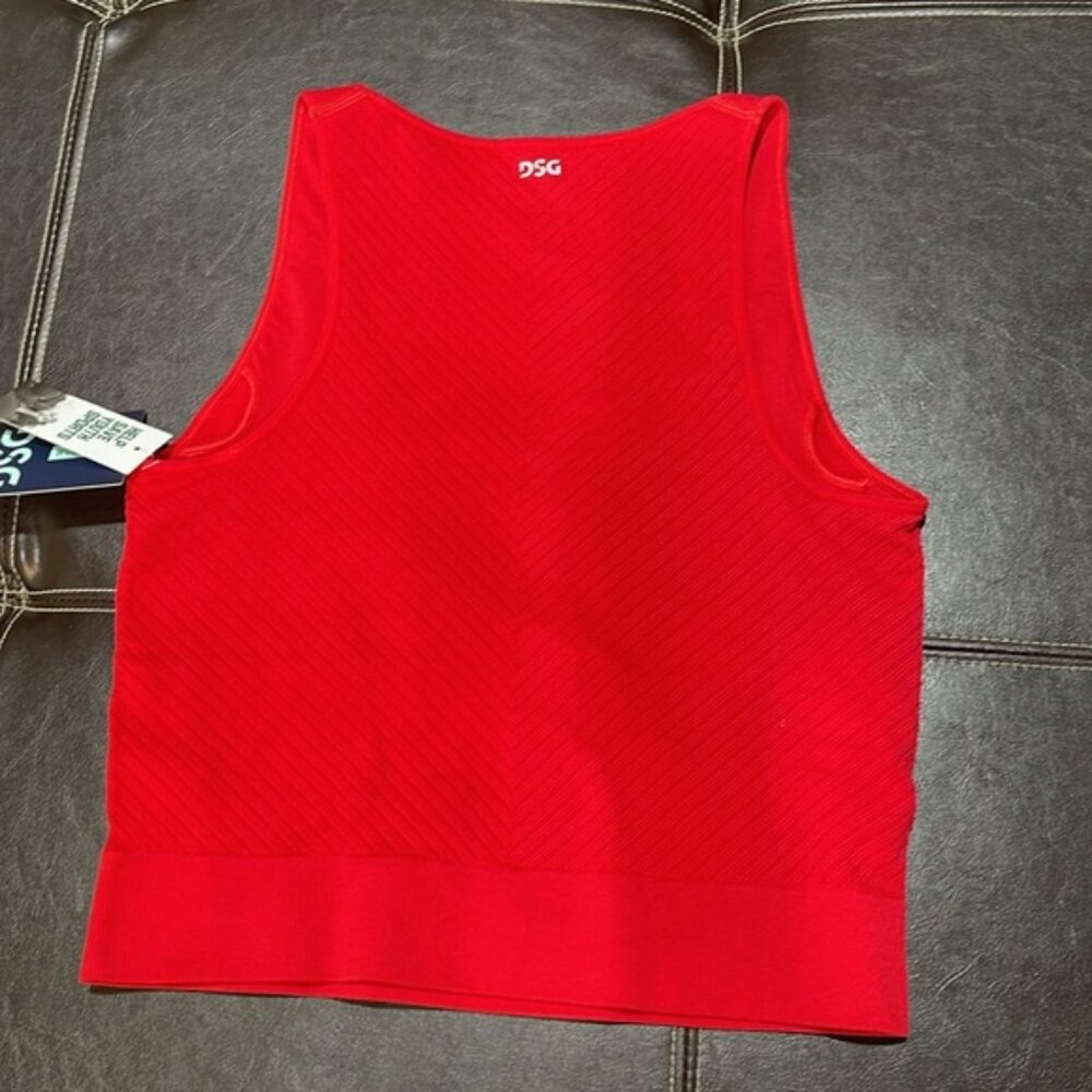 DSG Women's Momentum Seamless Cropped Tank Top - Picture 6 of 8